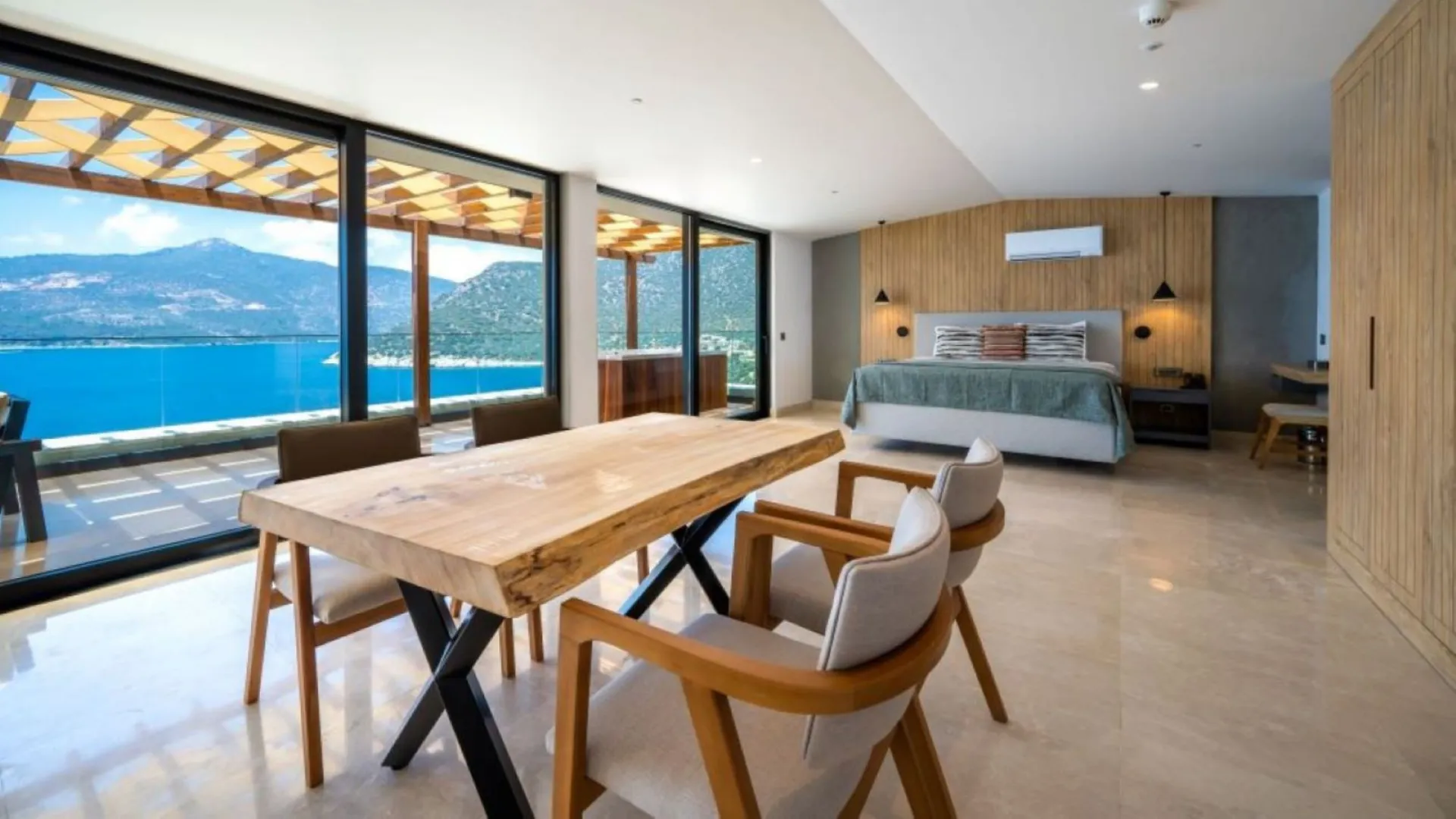 Lures Hotel Adult Only +16